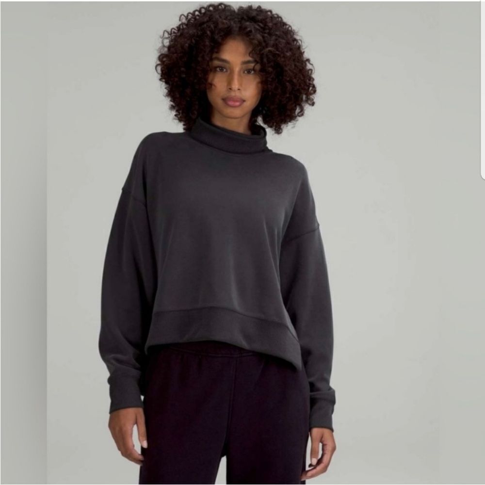 lululemon athletica Black Sweatshirt